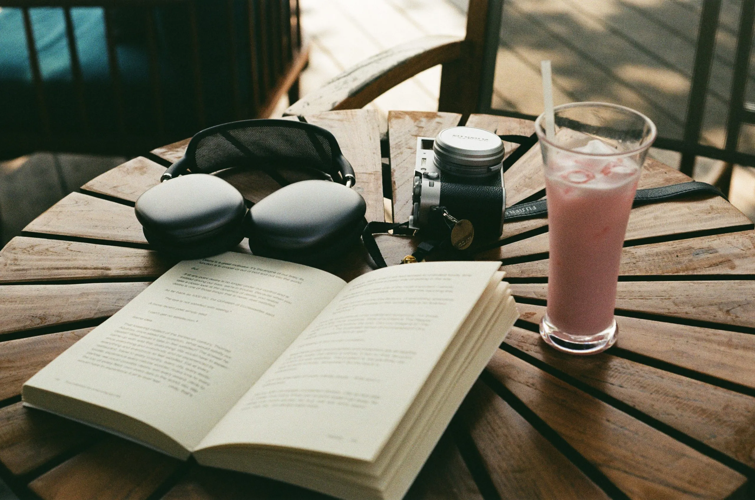 Image for Pause estivale : podcasts, livres et outils pour l’entrepreneur malin